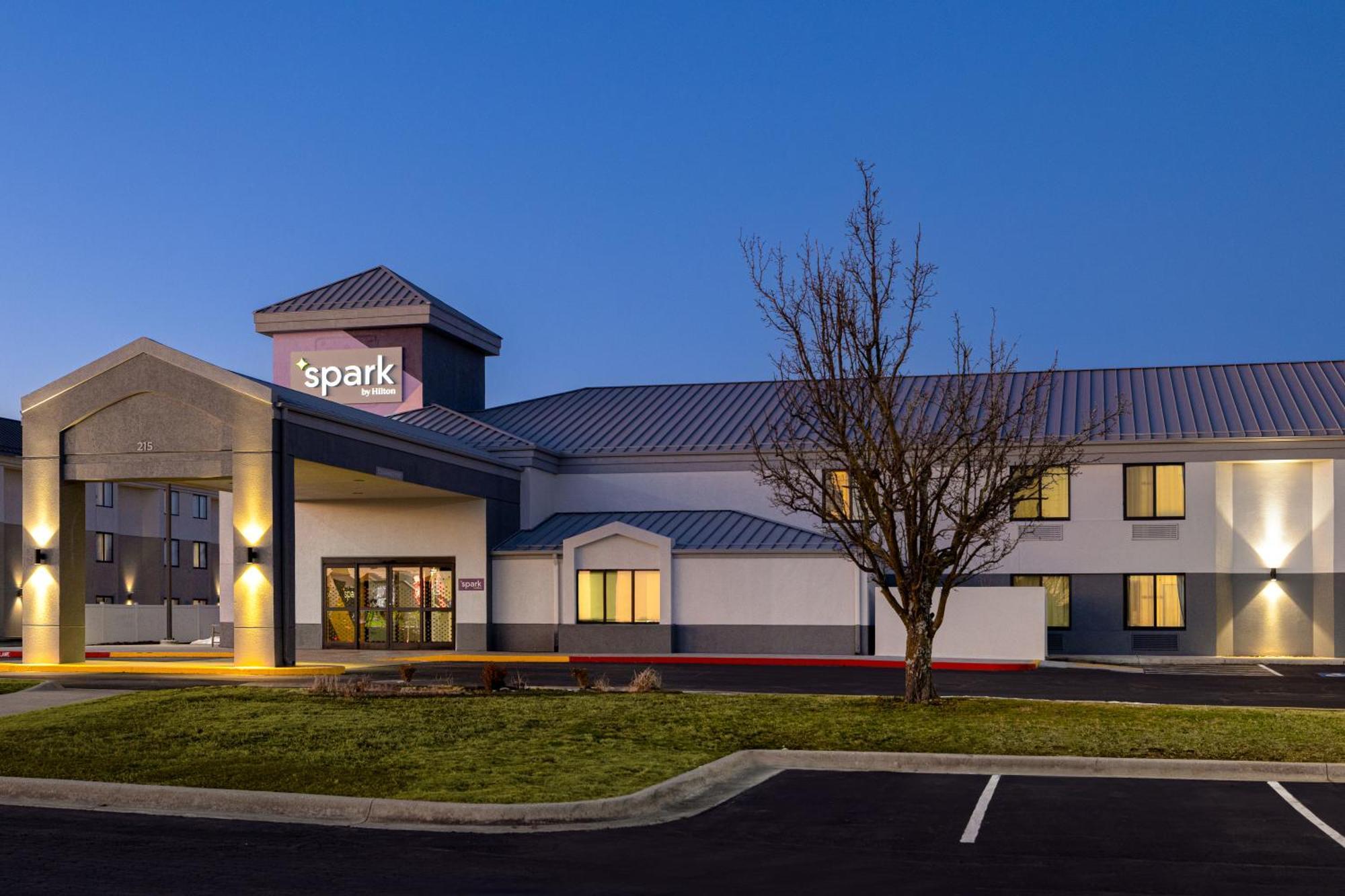 Quality Inn Bentonville-Rogers Esterno foto